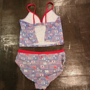 Girls swimsuit
